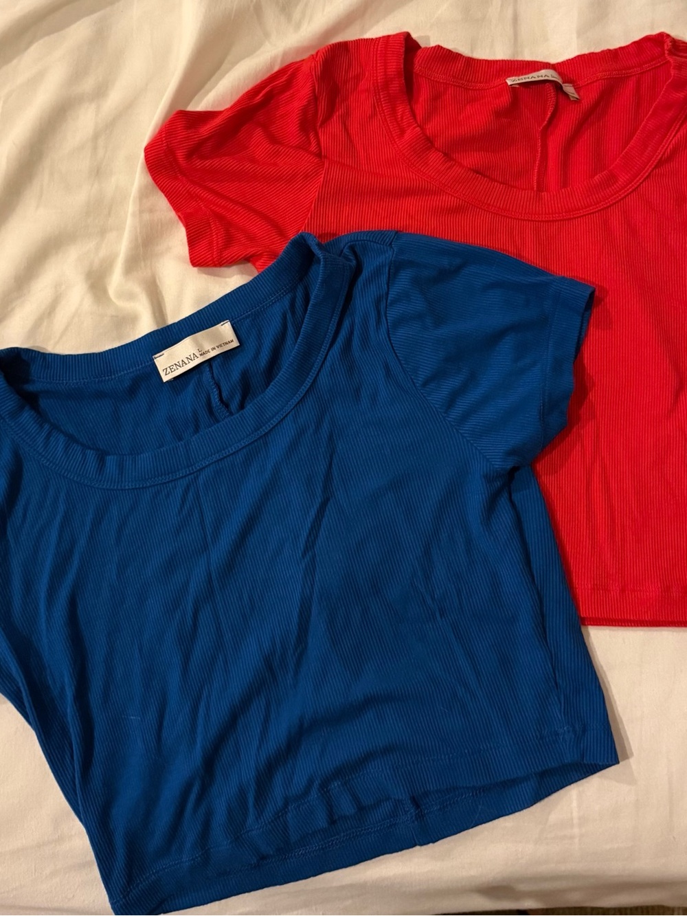 Zenana Outfitters Ribbed Crop Tee - Blue & Red